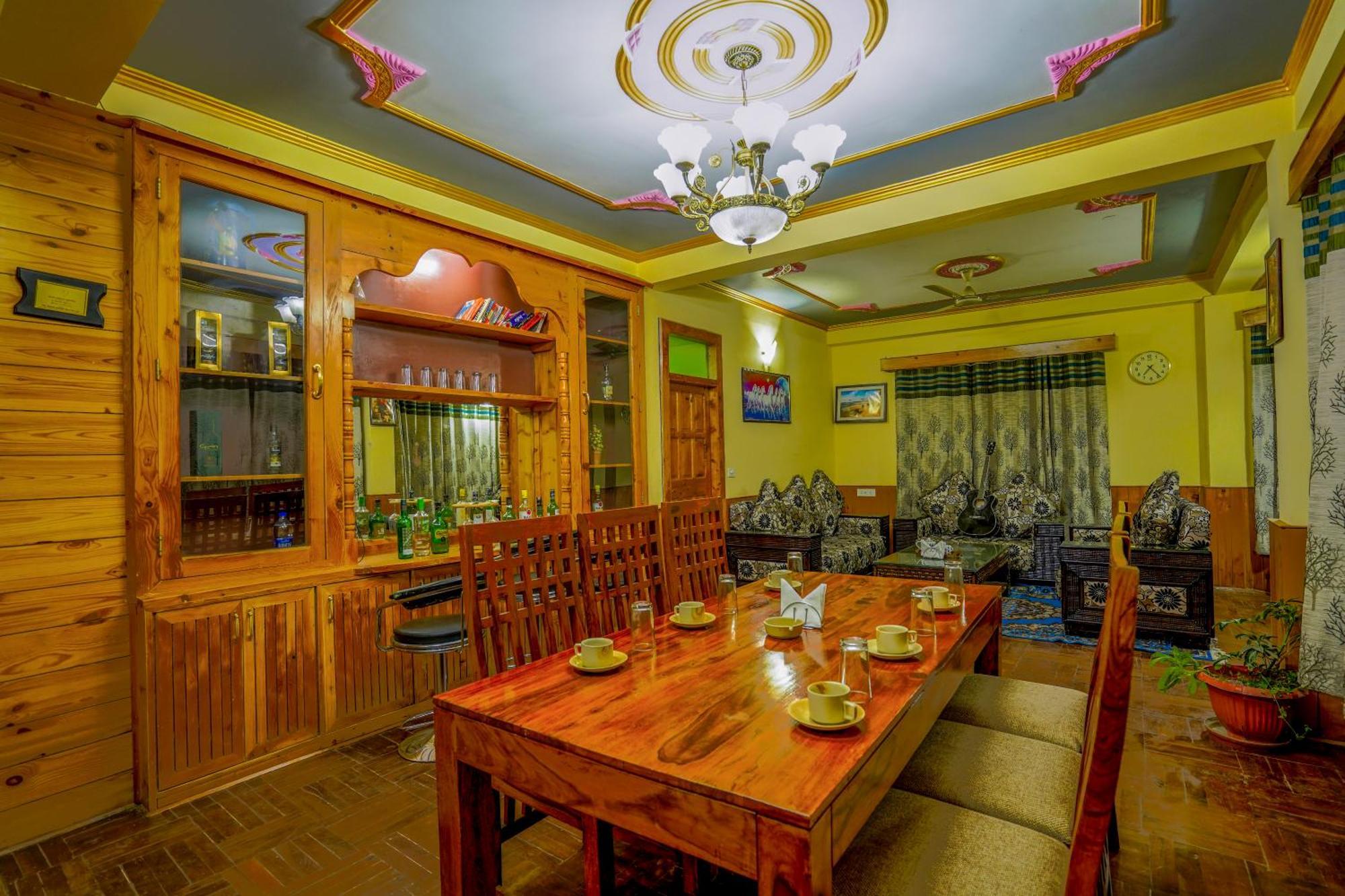 Woods Villa Cottage, Manali Buitenkant foto