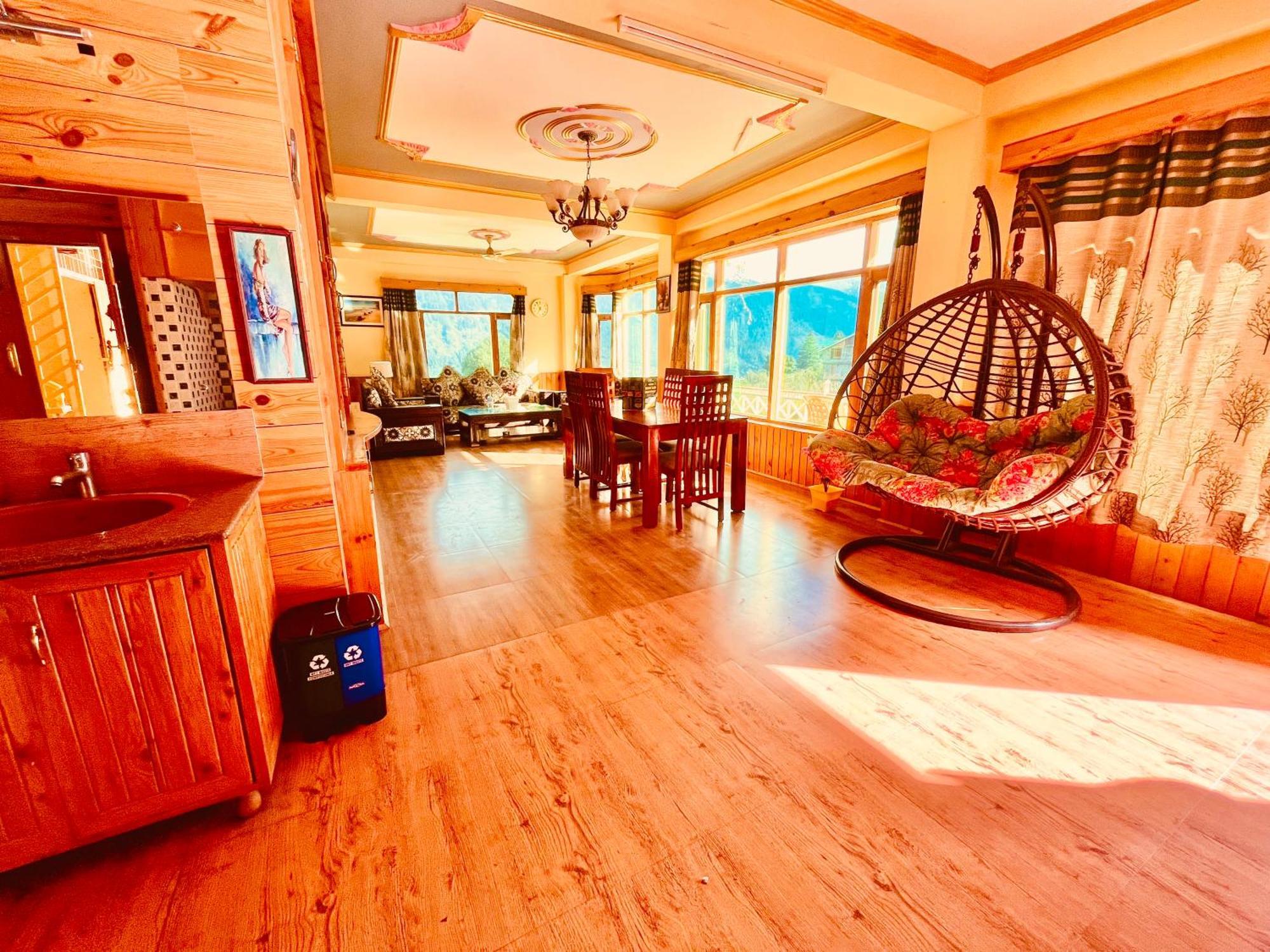Woods Villa Cottage, Manali Buitenkant foto