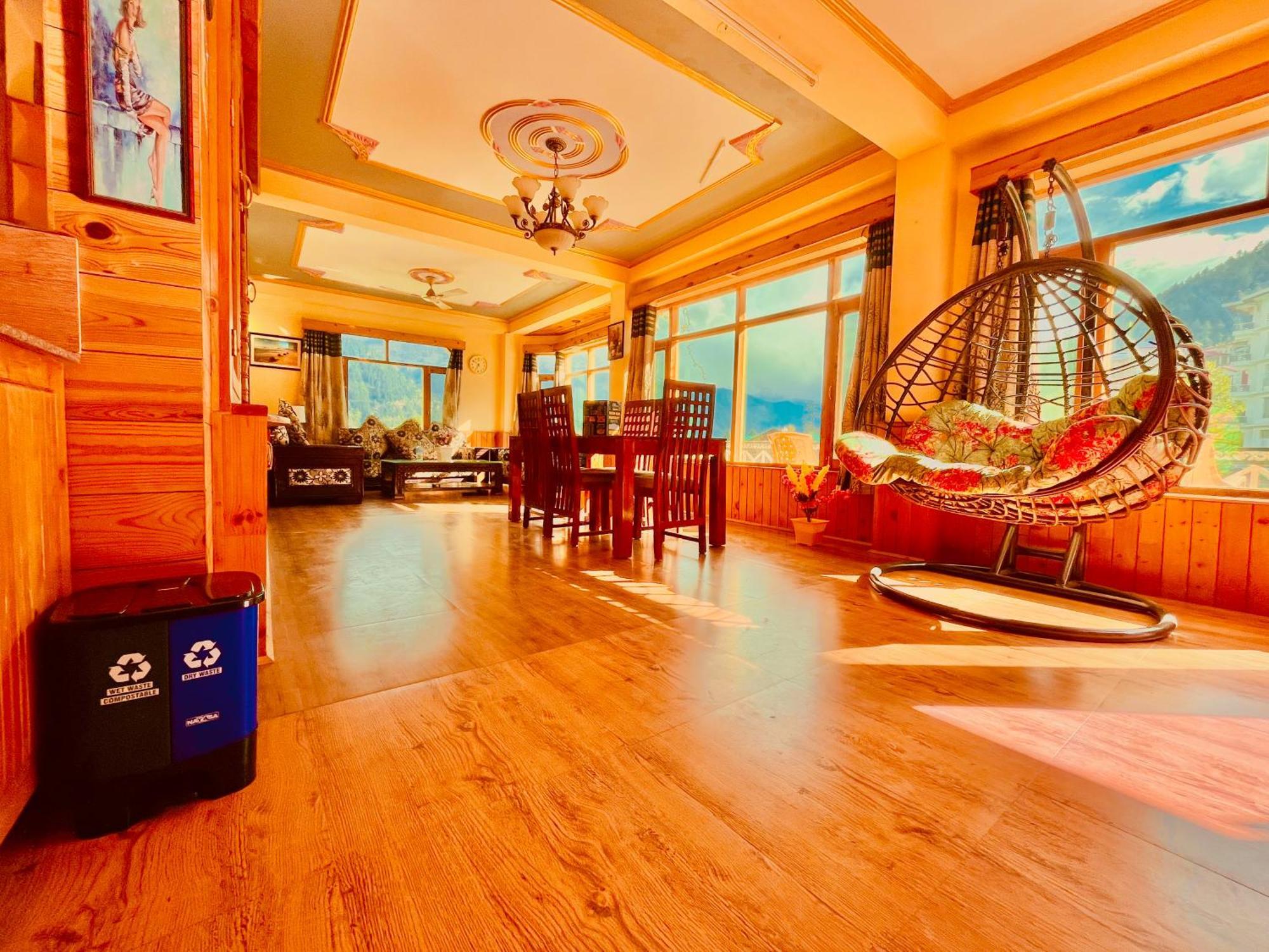 Woods Villa Cottage, Manali Buitenkant foto
