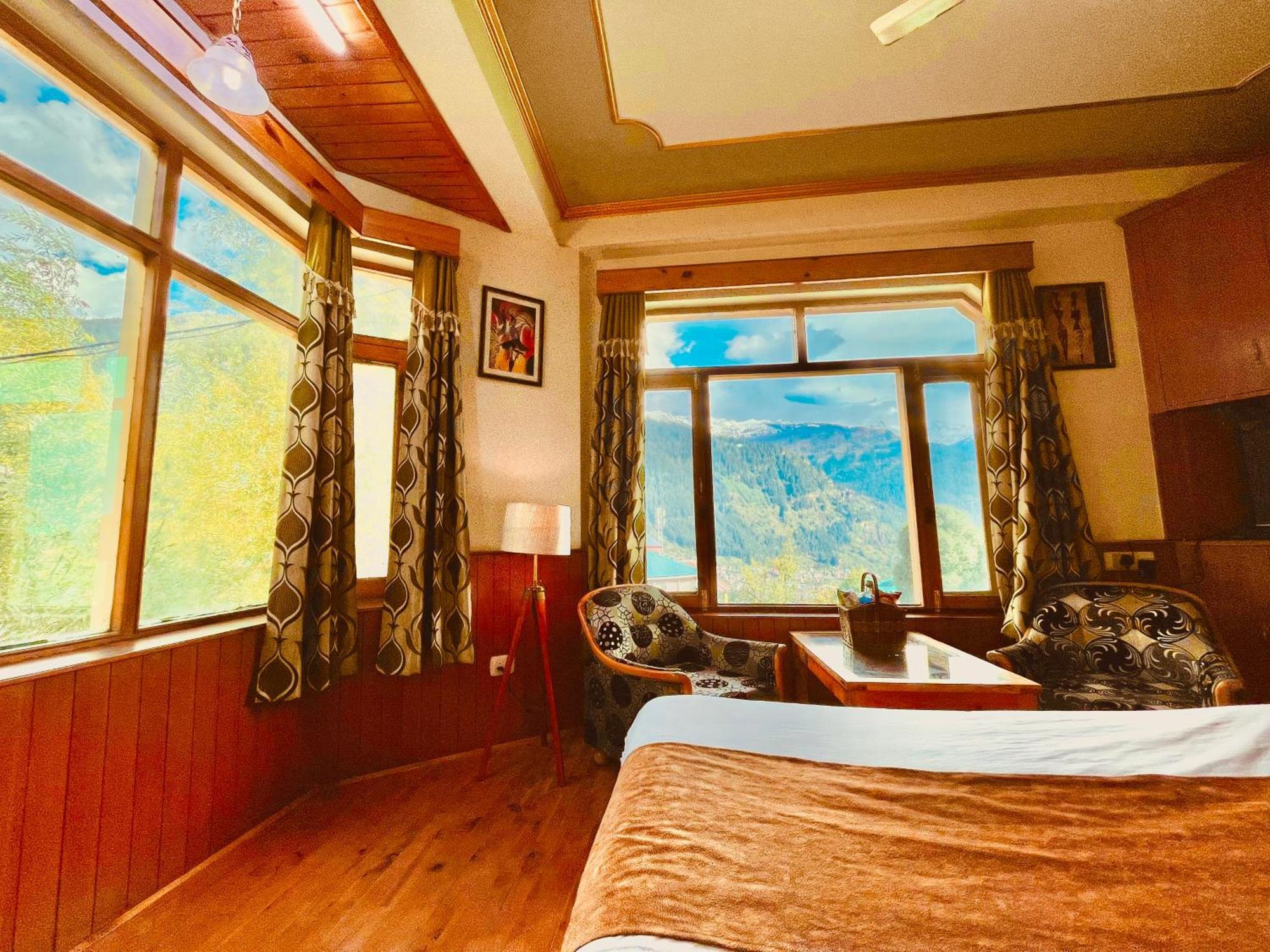 Woods Villa Cottage, Manali Buitenkant foto