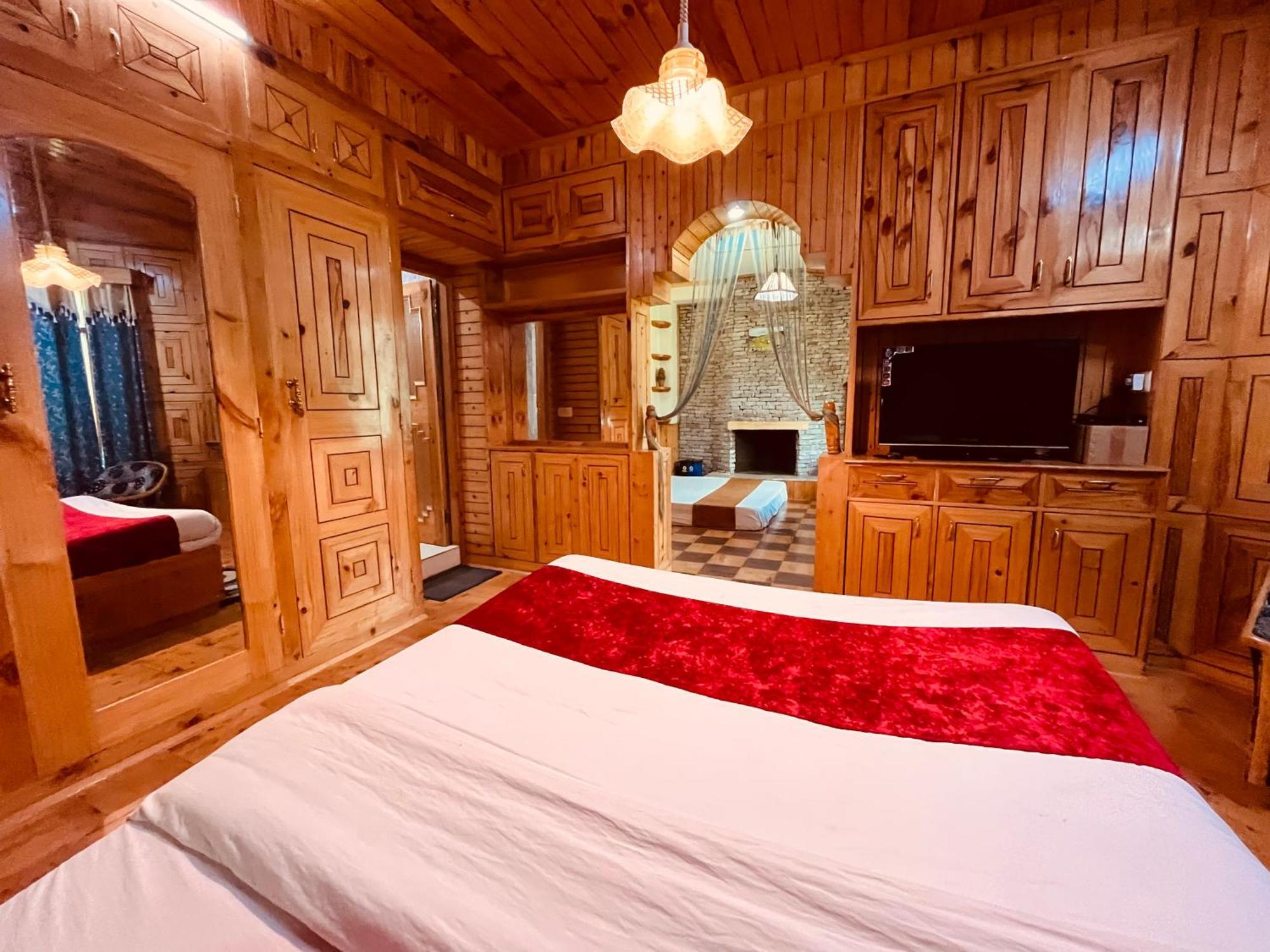 Woods Villa Cottage, Manali Buitenkant foto