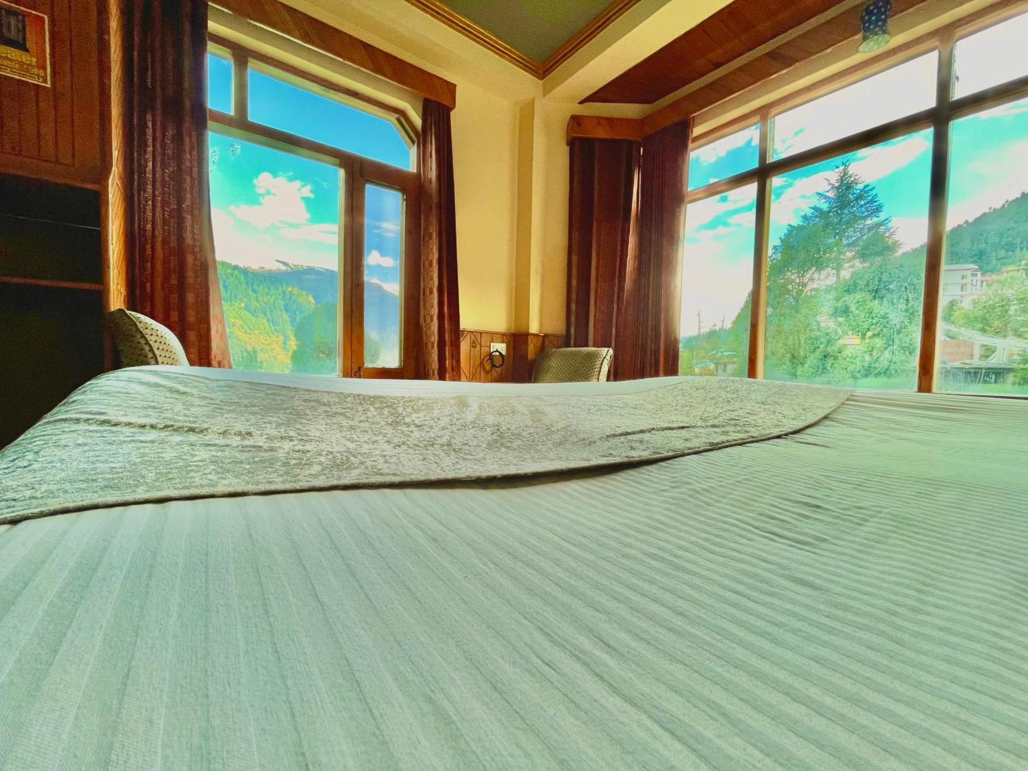 Woods Villa Cottage, Manali Buitenkant foto