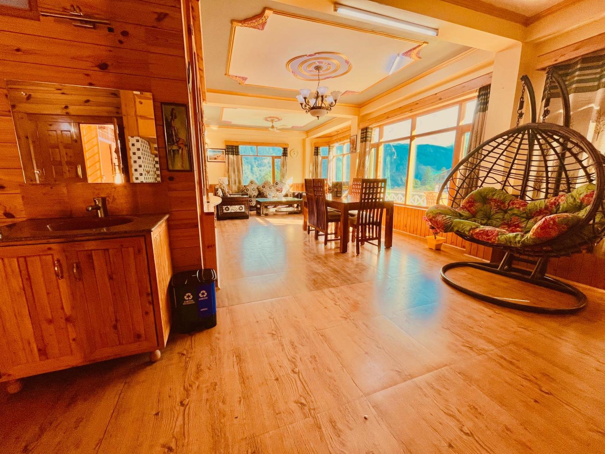 Woods Villa Cottage, Manali Buitenkant foto
